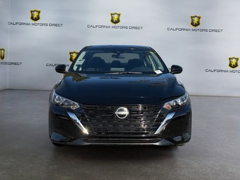 Used 2025 Nissan Sentra SV image 8
