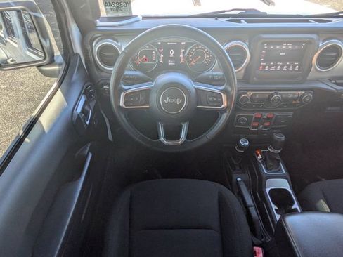 Used 2020 Jeep Gladiator Sport w/ Quick Order Package 24S image 18