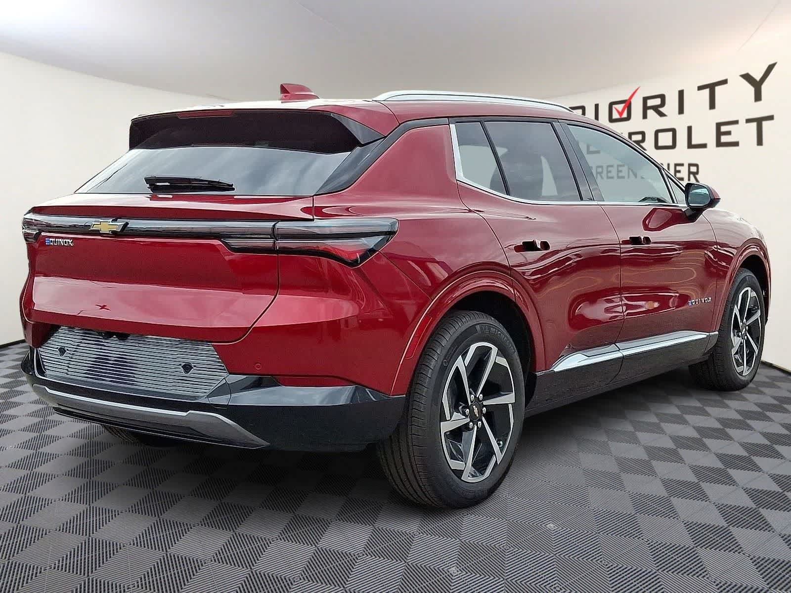 New 2025 Chevrolet Equinox EV LT FWD image 4