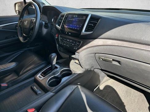 Used 2018 Honda Ridgeline RTL-T image 21