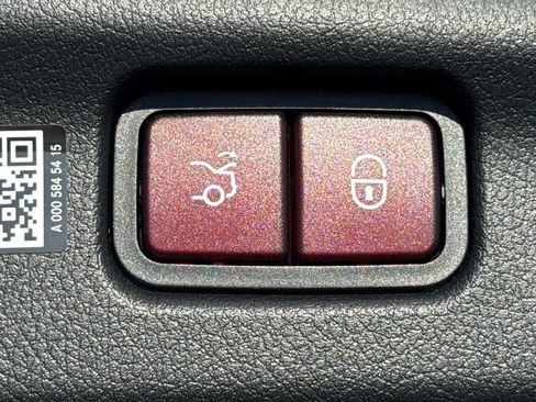 Certified 2026 Mercedes-Benz C 43 AMG 4MATIC Sedan image 17