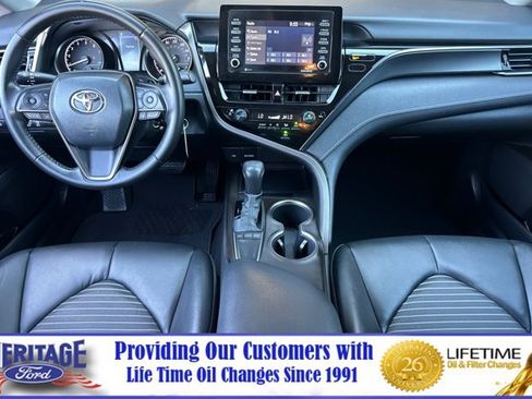 Used 2022 Toyota Camry SE w/ Carpet Mat Package (TMS) FWD image 13