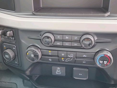 New 2024 Ford F550 4x4 Regular Cab Super Duty image 23