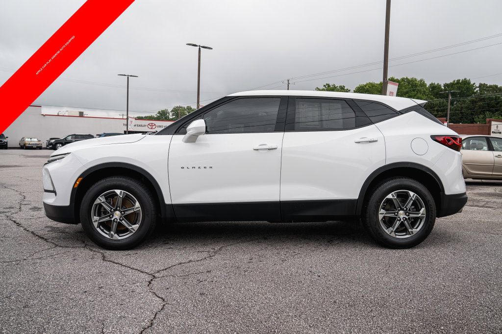 Used 2023 Chevrolet Blazer LT FWD image 4