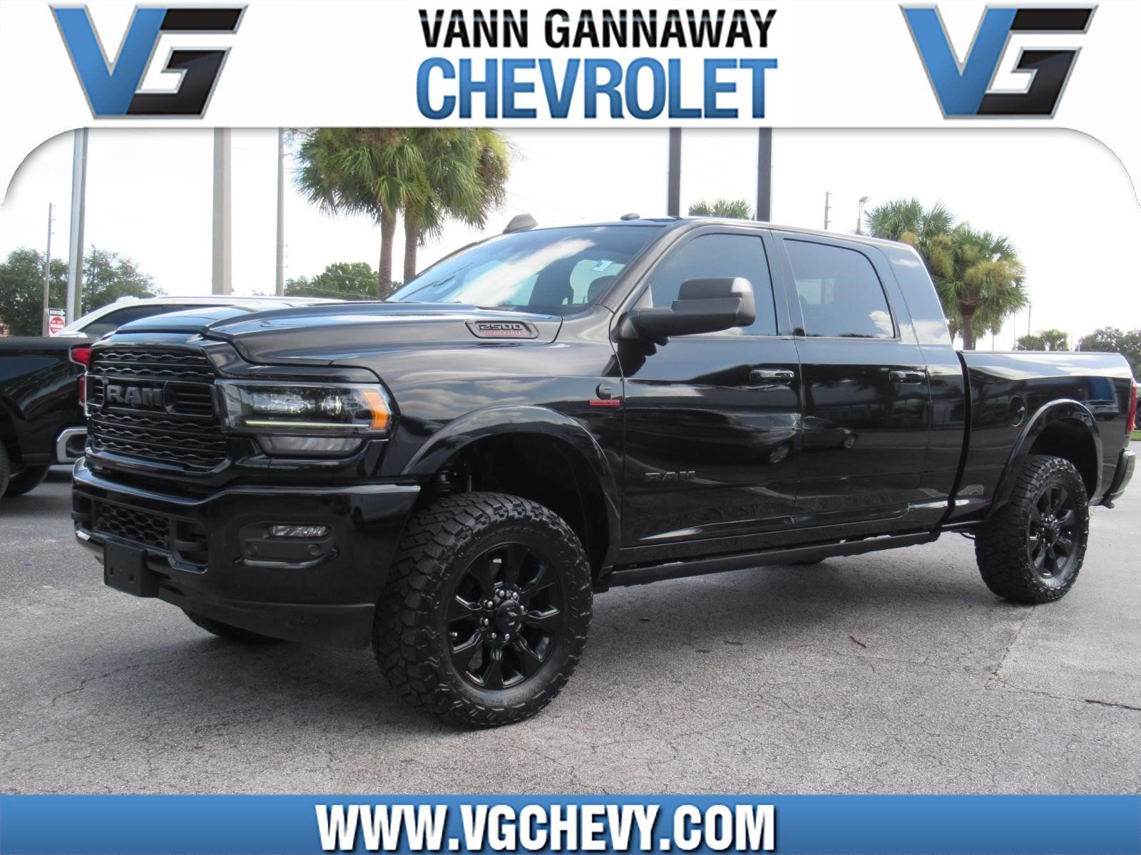Used 2022 RAM 2500 Limited AWD/4WD image 1