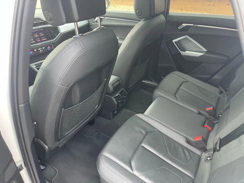 Used 2021 Audi Q3 2.0T Premium image 12