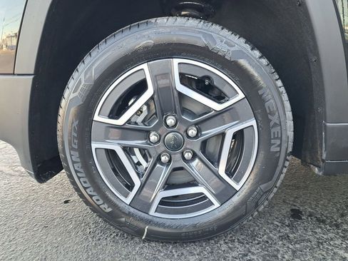 New 2026 Jeep Cherokee Laredo AWD/4WD image 29