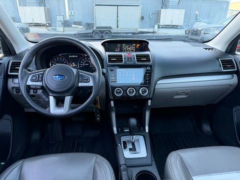 Used 2017 Subaru Forester 2.5i Premium AWD/4WD image 7