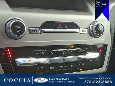 Certified 2022 Ford Explorer XLT image 17