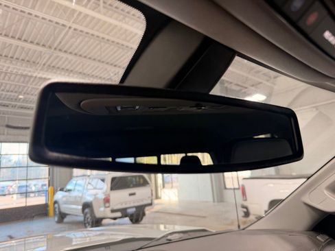 Used 2020 GMC Sierra 1500 SLT w/ SLT Premium Package AWD/4WD image 48