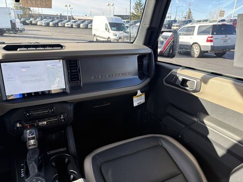 New 2025 Ford Bronco Big Bend w/ Black Diamond Package image 17