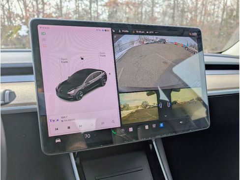 Used 2018 Tesla Model 3 Mid Range image 22