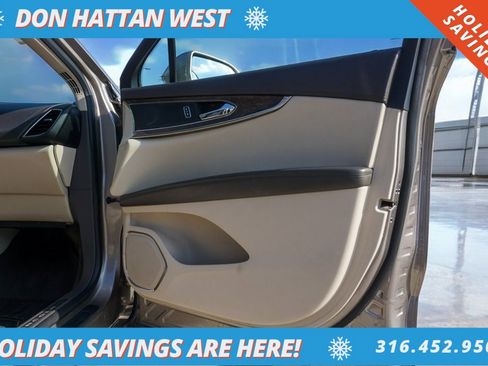 Used 2019 Lincoln Nautilus Select image 27