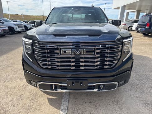 Used 2024 GMC Sierra 1500 Denali Ultimate image 10