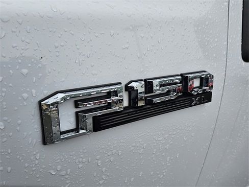 Used 2019 Ford F150 XL w/ Trailer Tow Package image 13