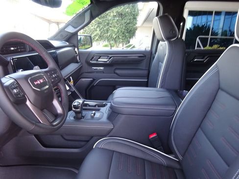 New 2026 GMC Sierra 1500 AT4X w/ LPO, Black Badging Package AWD/4WD image 15