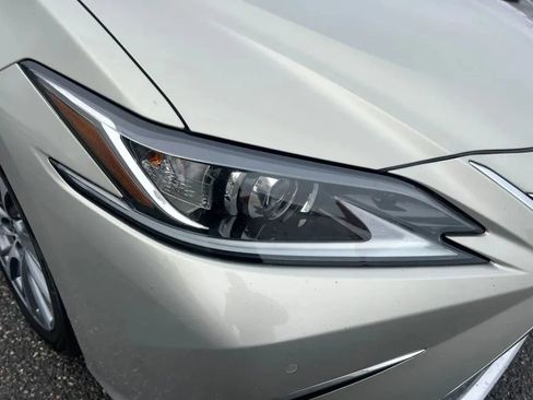 Used 2020 Lexus ES 350 w/ Premium Package FWD image 33