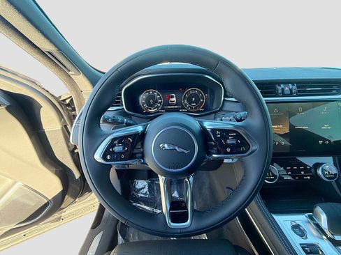 New 2026 Jaguar F-PACE R-Dynamic S image 38