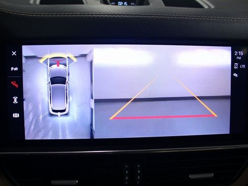 Used 2022 Porsche Cayenne Turbo image 10