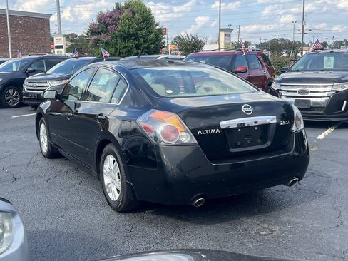 Used 2011 Nissan Altima 2.5 SL w/ 2.5SL Pkg FWD image 8