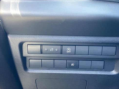 New 2026 Mitsubishi Outlander ES FWD image 14