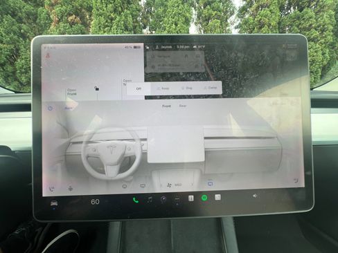 Used 2021 Tesla Model 3 Standard Range Plus image 17