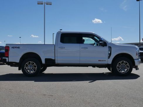 Used 2025 Ford F350 Platinum w/ Platinum Plus Package image 12