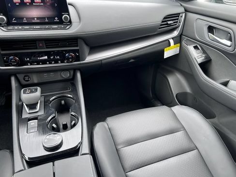 New 2026 Nissan Rogue Dark Armor AWD/4WD image 29