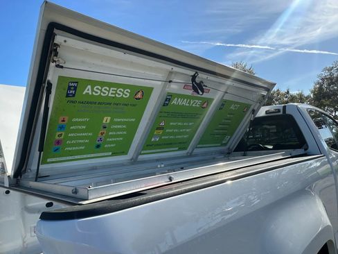 Used 2022 Chevrolet Colorado LT w/ Fleet Safety Package image 13