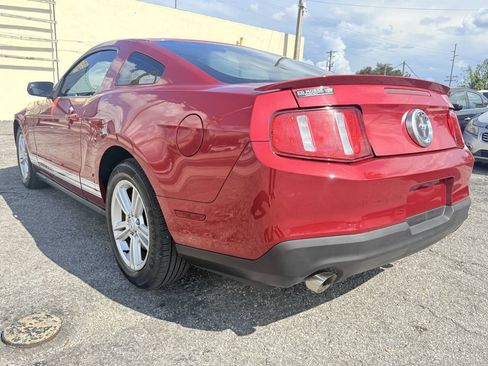 Used 2012 Ford Mustang Coupe RWD image 5