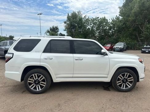 Used 2016 Toyota 4Runner Limited AWD/4WD image 9