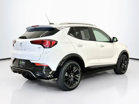 Used 2024 Buick Encore GX Sport Touring AWD/4WD image 9