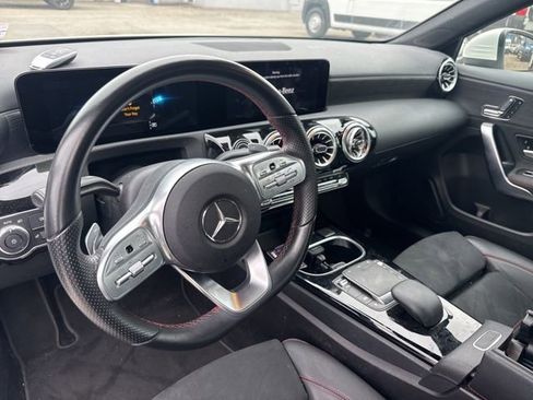 Used 2022 Mercedes-Benz A 220 image 11