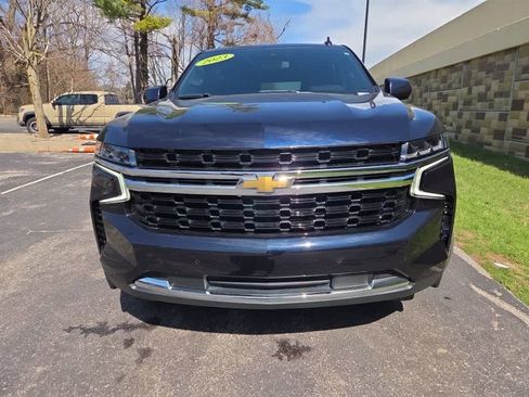 Used 2023 Chevrolet Suburban LS AWD/4WD image 4