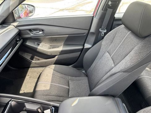 Used 2025 Honda Accord Sport image 15