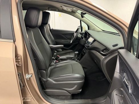 Used 2019 Buick Encore Preferred FWD image 9