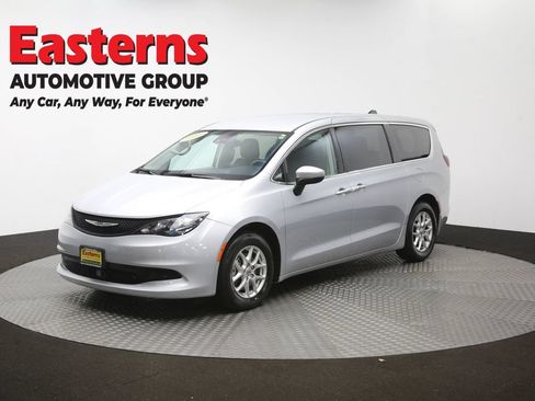 Used 2023 Chrysler Voyager LX FWD image 56