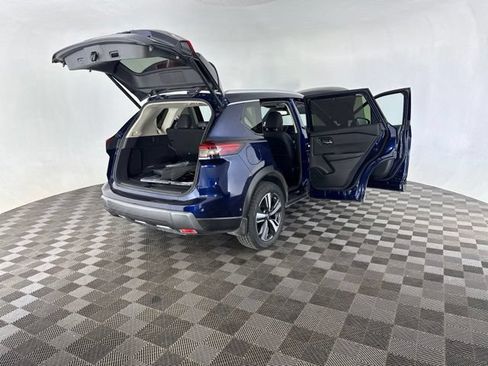 Certified 2024 Nissan Rogue SL w/ SL Premium Package AWD/4WD image 14