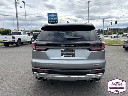 Used 2025 GMC Acadia Denali w/ Super Cruise Package AWD/4WD image 4
