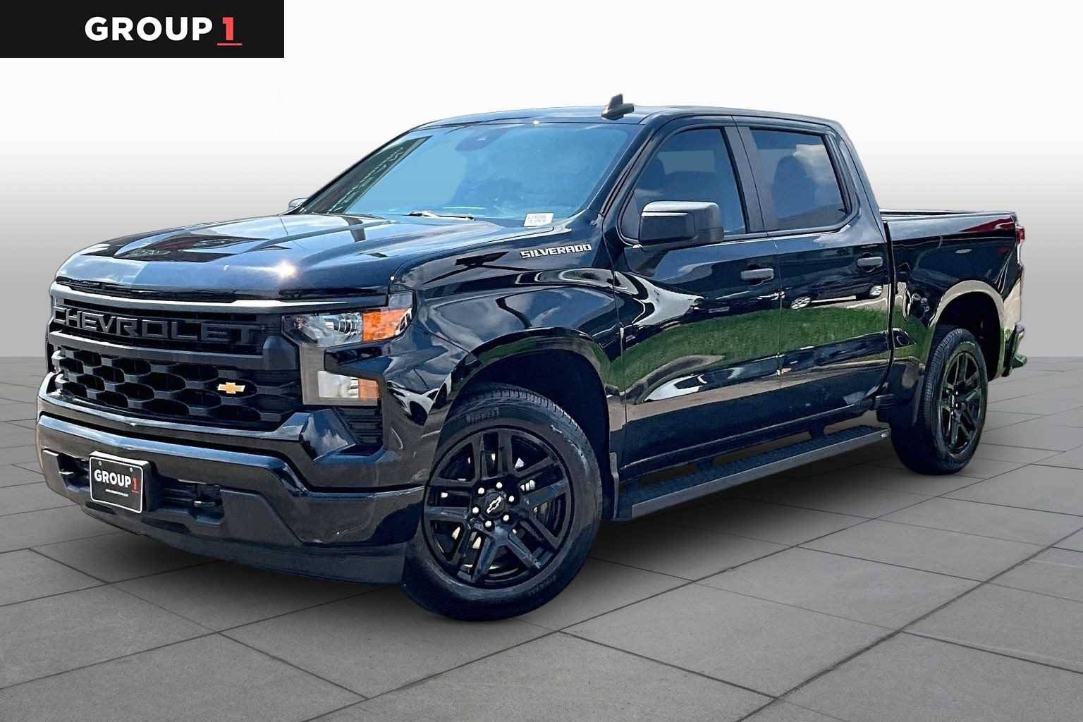 Used 2024 Chevrolet Silverado 1500 Custom RWD image 1