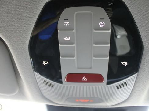Used 2025 Kia K4 FWD image 46
