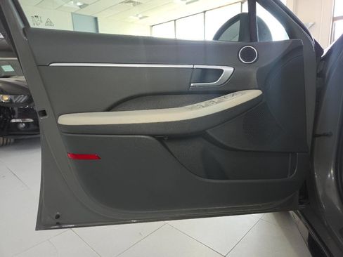 Used 2021 Hyundai Sonata SEL FWD image 13