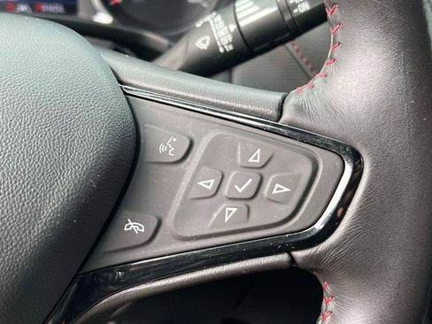 Used 2022 Chevrolet Equinox RS w/ LPO, Floor Liner Package AWD/4WD image 21