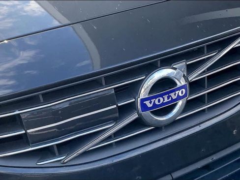 Used 2016 Volvo S60 T5 Premier w/ Convenience Package image 29