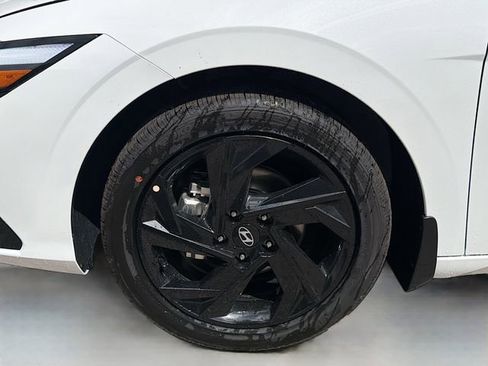 New 2026 Hyundai Elantra SEL Sport Premium FWD image 31