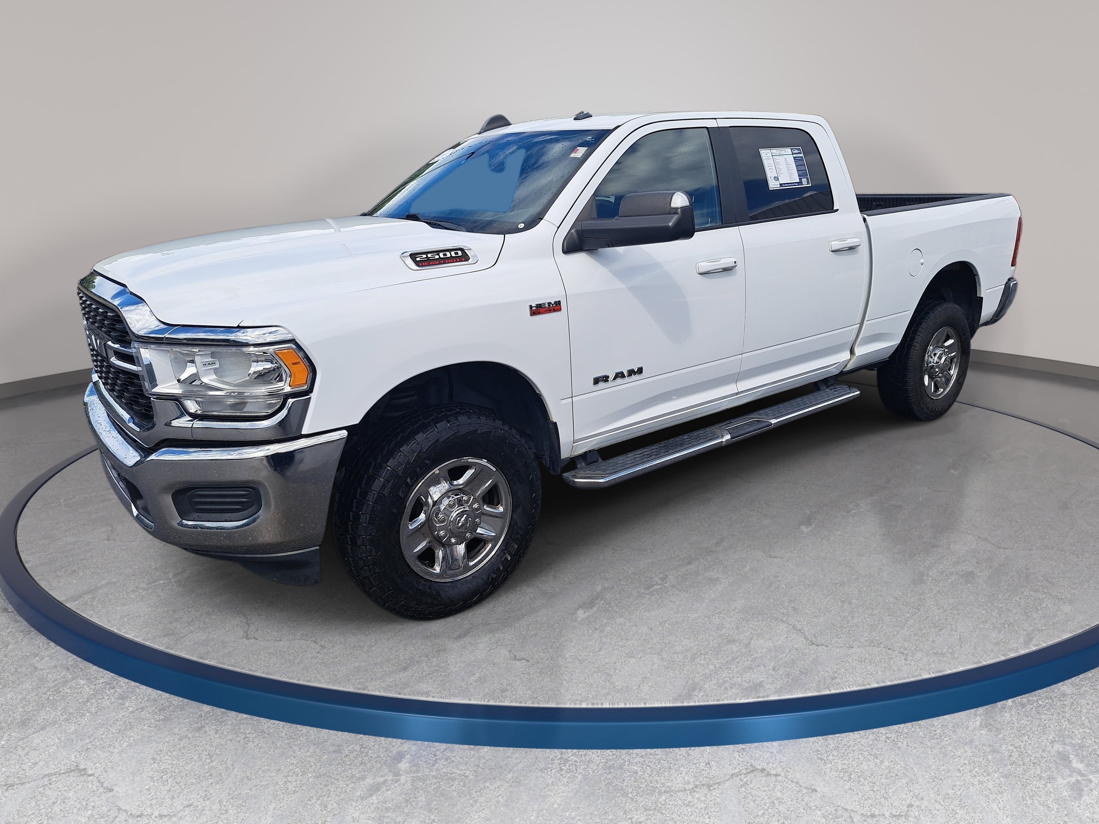 Used 2022 RAM 2500 Big Horn AWD/4WD image 1