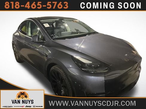 Used 2023 Tesla Model Y Performance image 1
