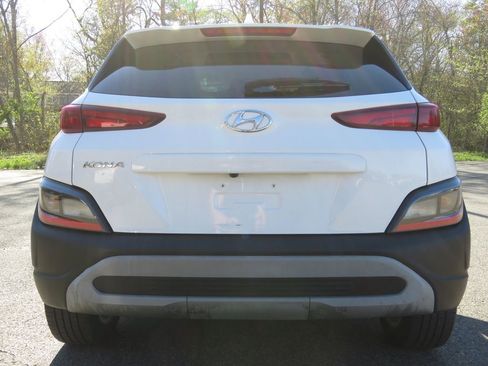 Used 2023 Hyundai Kona SEL FWD image 6
