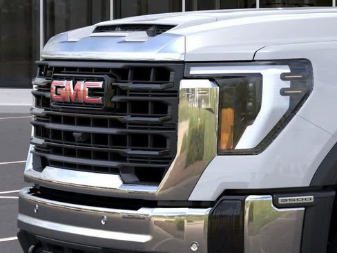 New 2026 GMC Sierra 3500 Pro w/ 1SA Pro Safety Plus Package image 13