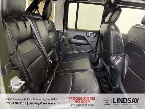 Used 2023 Jeep Wrangler Unlimited Sahara w/ Cold Weather Group AWD/4WD image 15